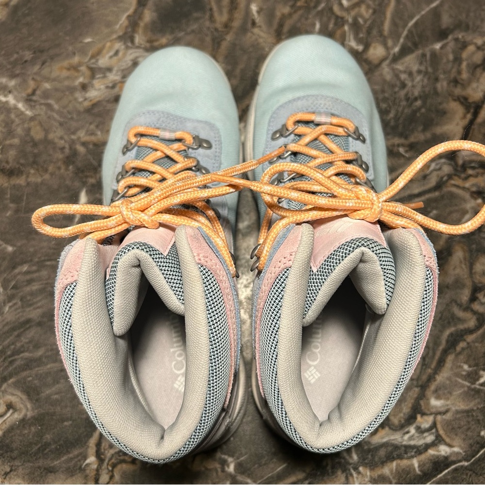 Columbia Women’s Newton Ridge Plus Waterproof Amped Hiking Boots Sz 10 Ice Blue - Picture 3 of 8